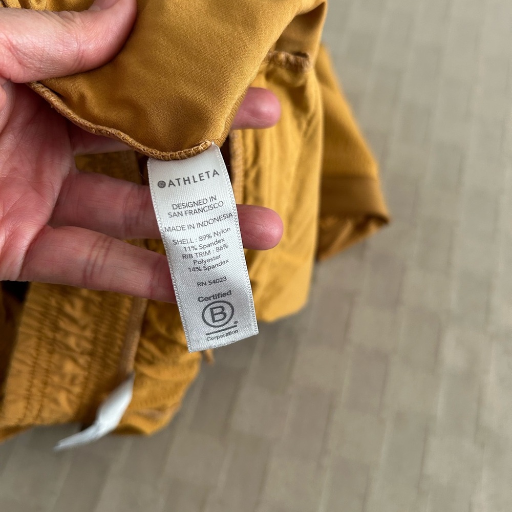 Athleta Textured Brooklyn Jogger Pant in Marigold - Picture 9 of 13